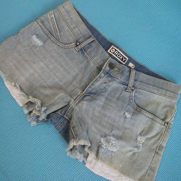 Roxy Denim Jean Shorts Size 3 - Picture 1 of 7